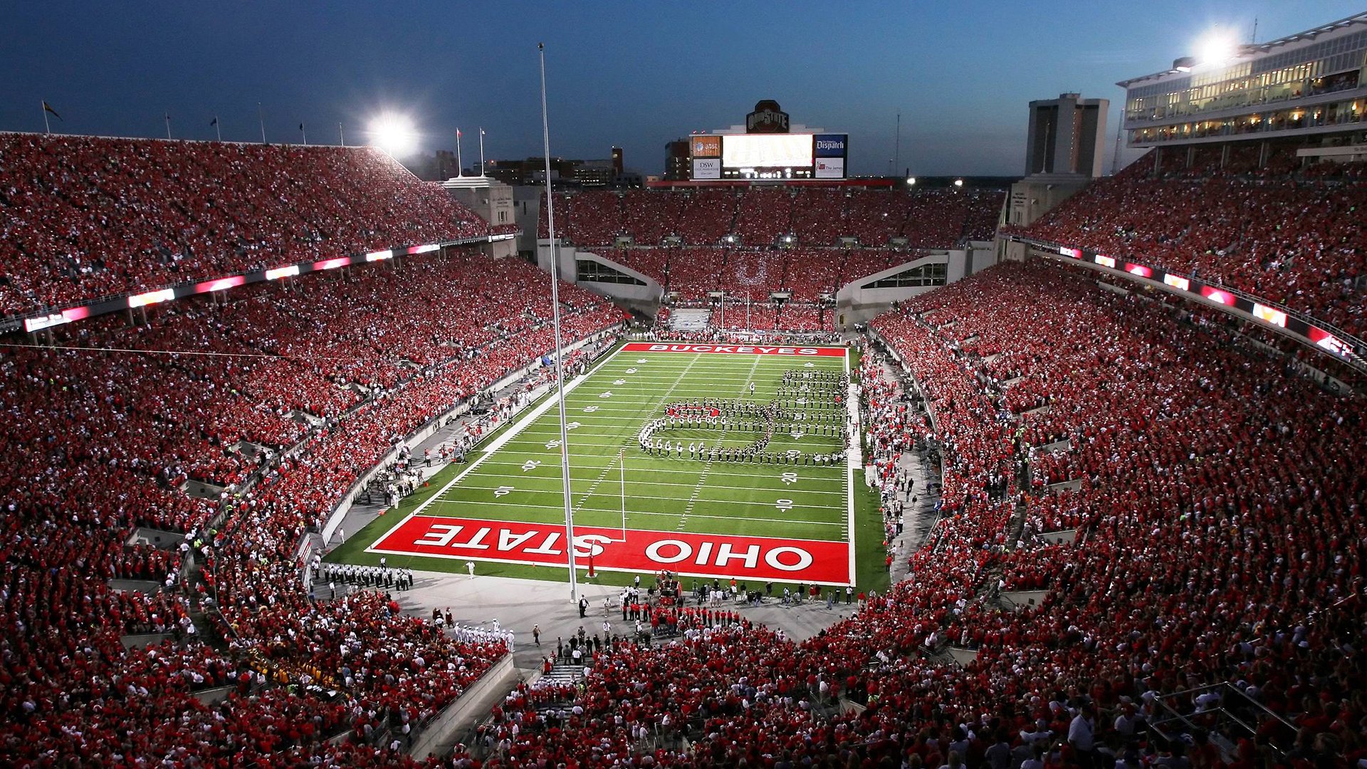 乐鱼体育-13天8场+两组背靠背，库里明天不打，科尔信心满满，科尔谈库里57分